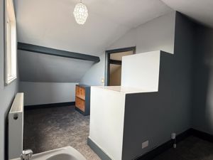 Loft room - click for photo gallery